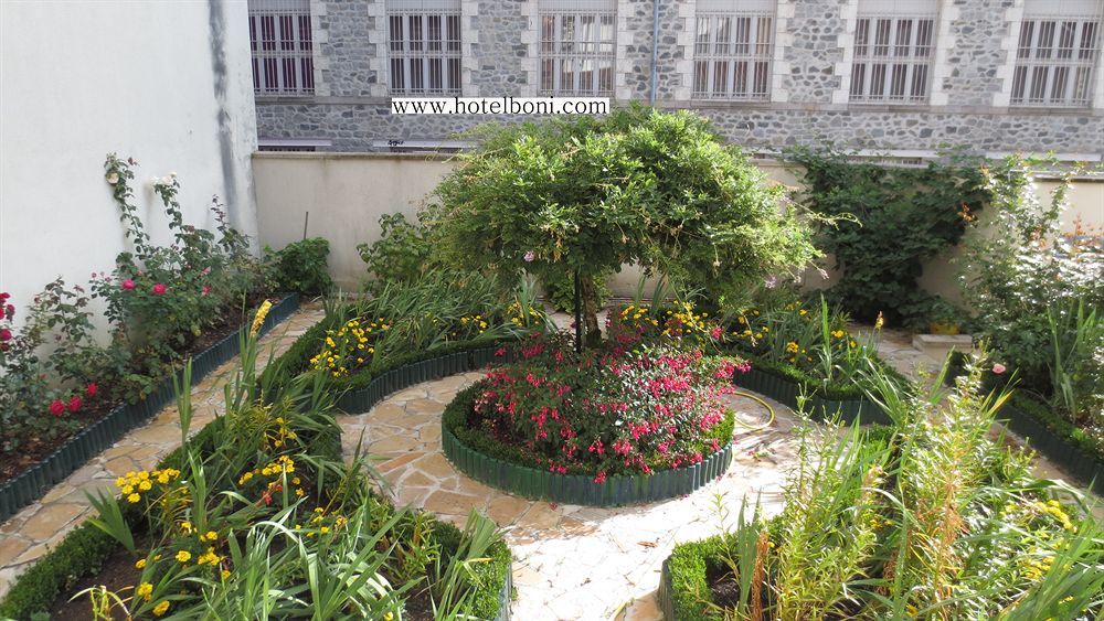 Contact Hotel Limoges - Hotel Des Deux Moulins Exterior foto